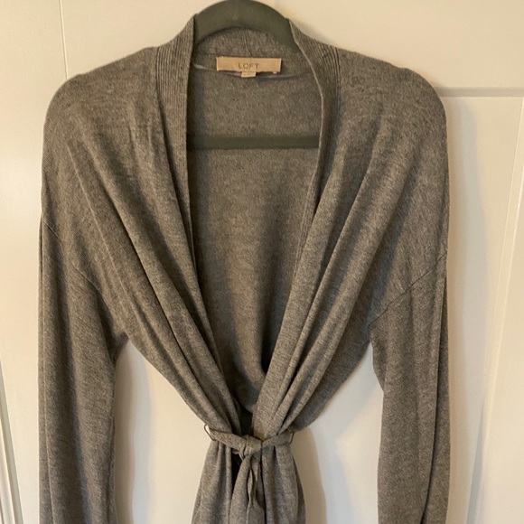 Grey cozy wrap sweater - Picture 4 of 7
